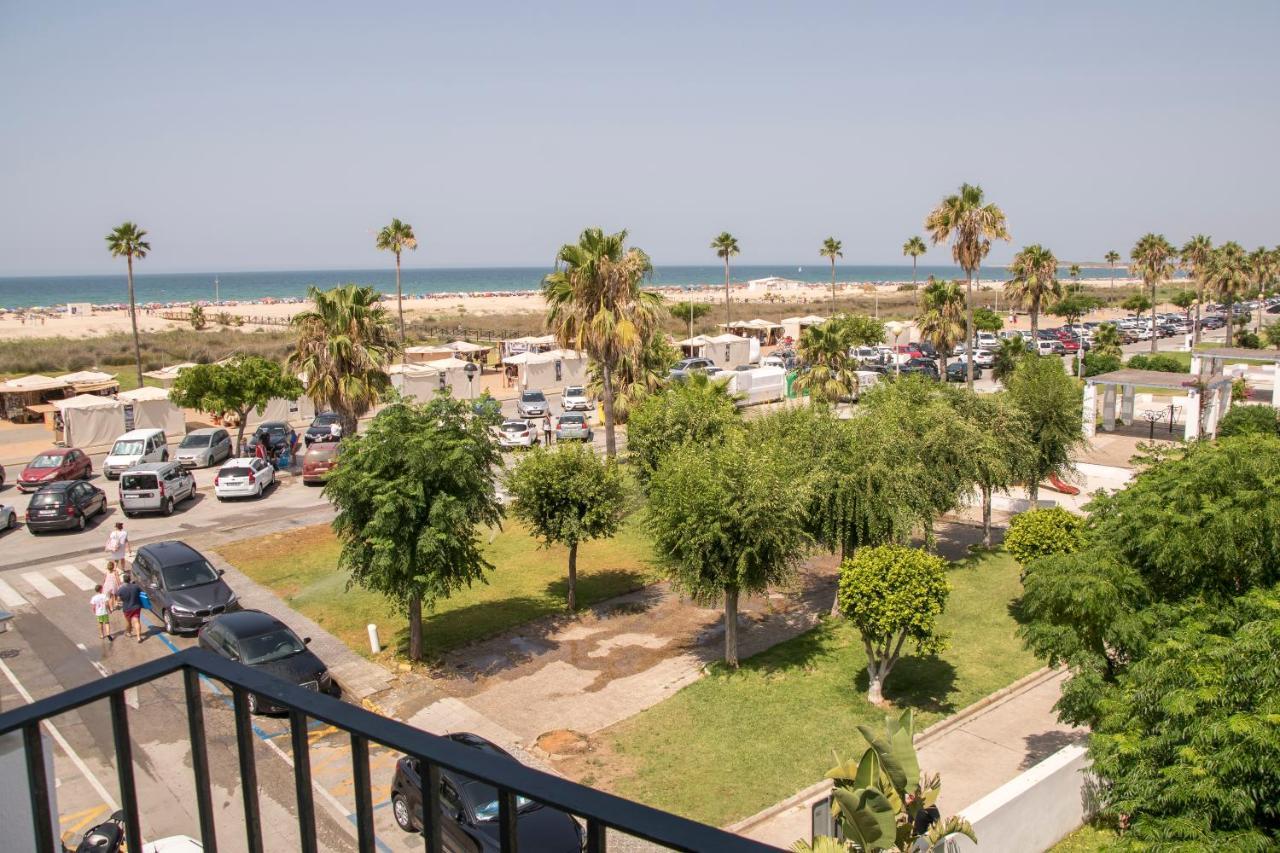 קוניל דה לה פרונטרה Hotel Oasis מראה חיצוני תמונה